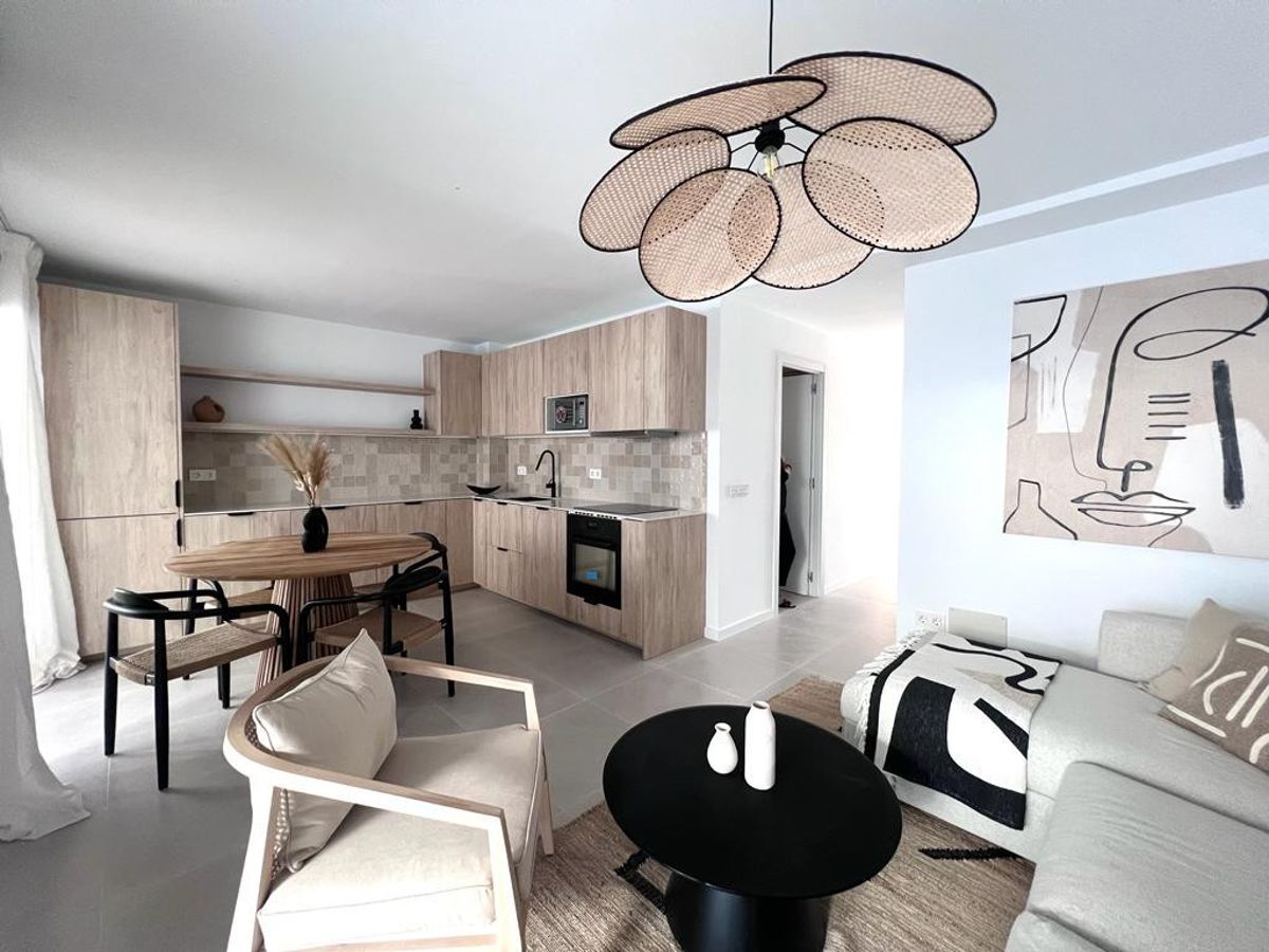 Middle Floor Apartment in Nueva Andalucía