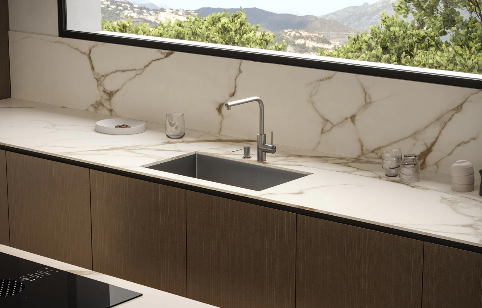 Luxury Apartments with Panoramic Sea Views · Photo 8