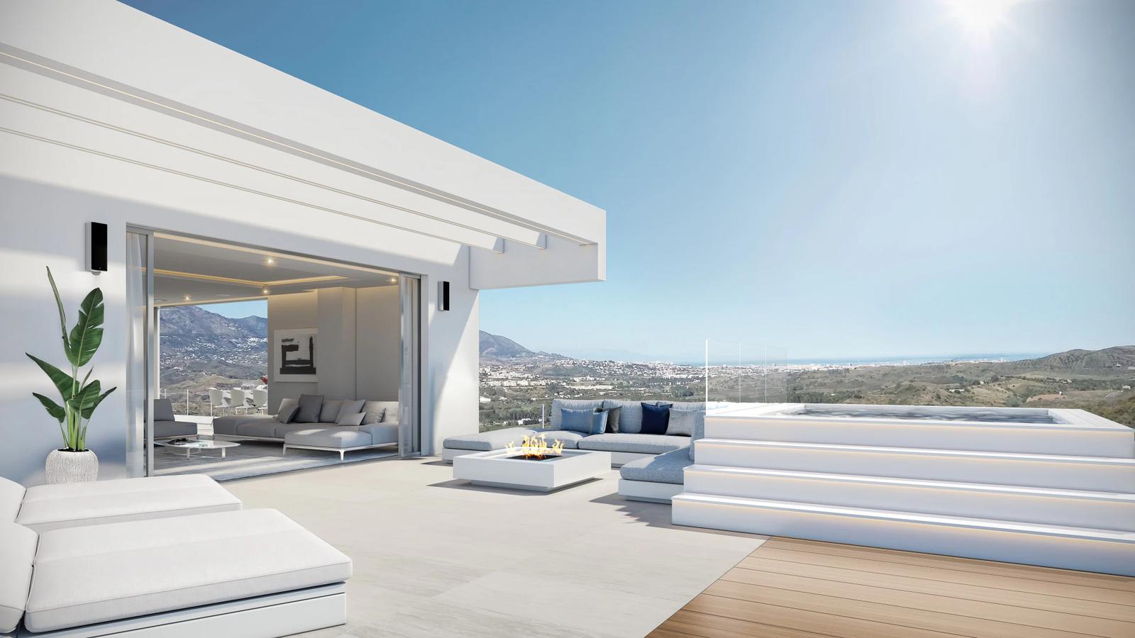 Frontline Golf Apartments with Views, Mijas