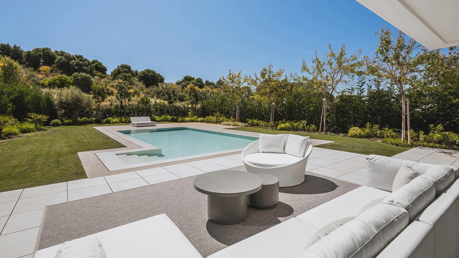 Villas with Private Pool · Photo 4