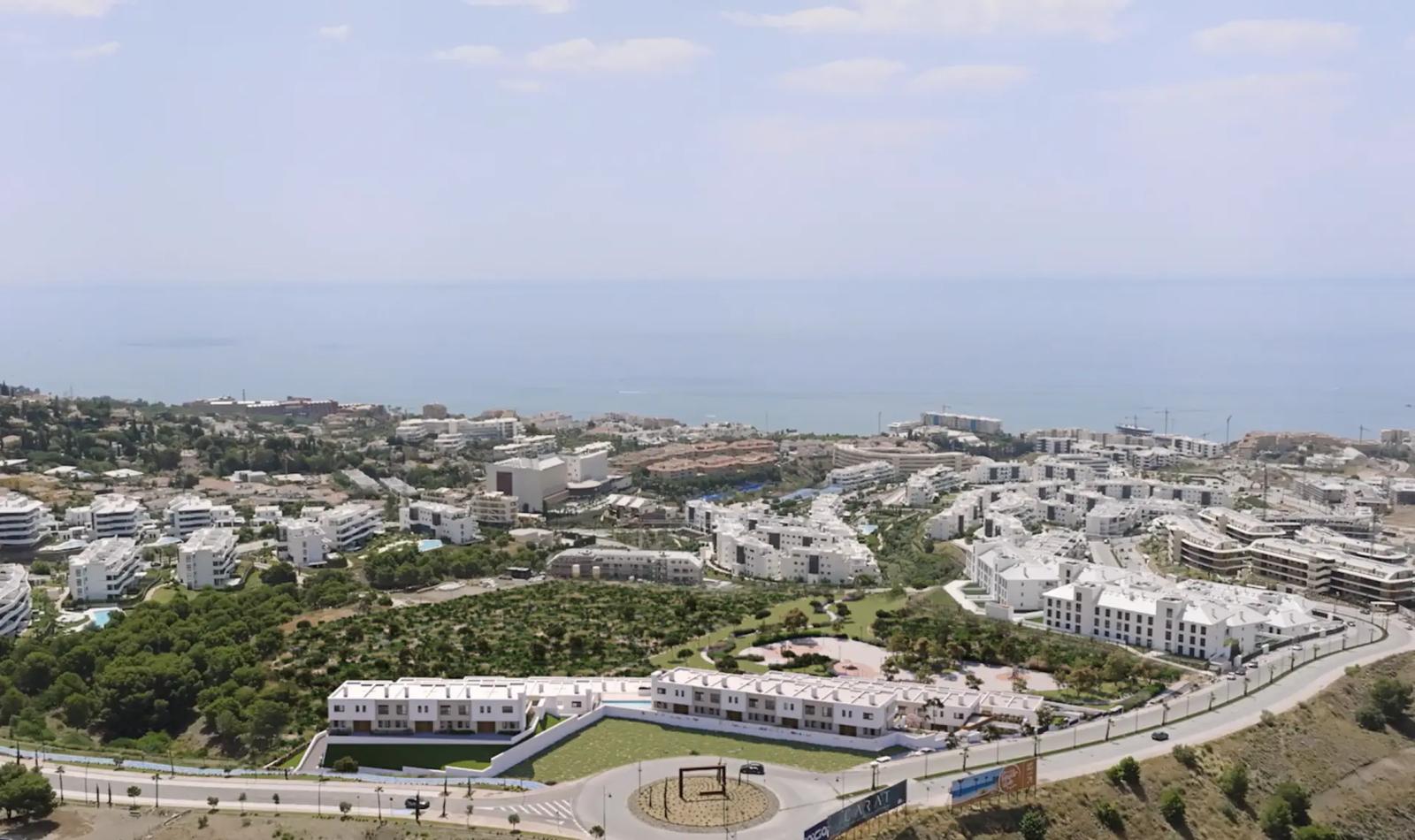 Townhouses with Sea Views · Photo 18