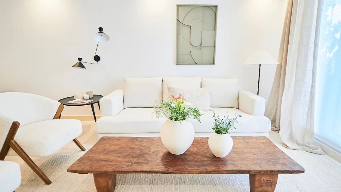 Key-Ready Apartments with Sea Views · Photo 4