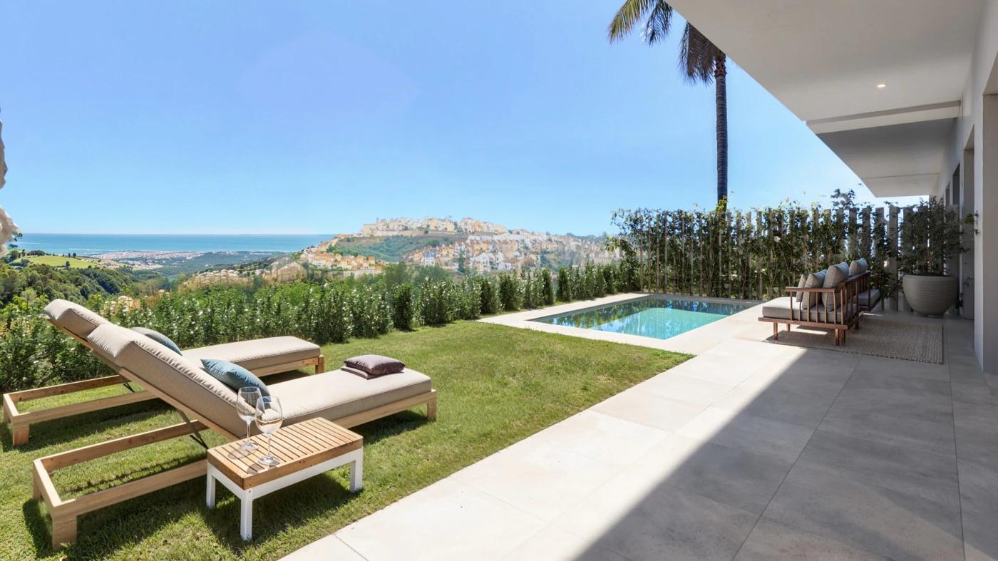 Townhouses with Sea Views · Photo 2