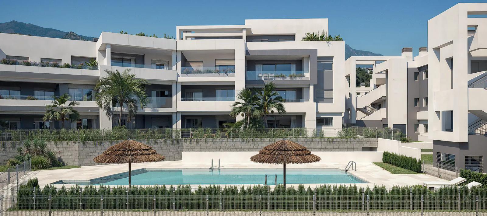 Apartments and Penthouses with Sea Views · Photo 2