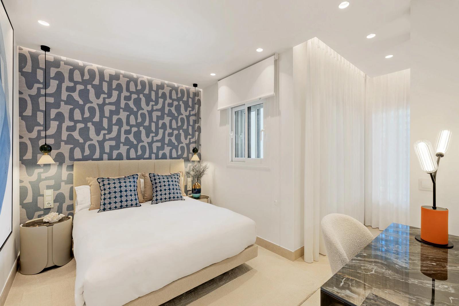 Renovated Beachfront Apartment · Photo 35