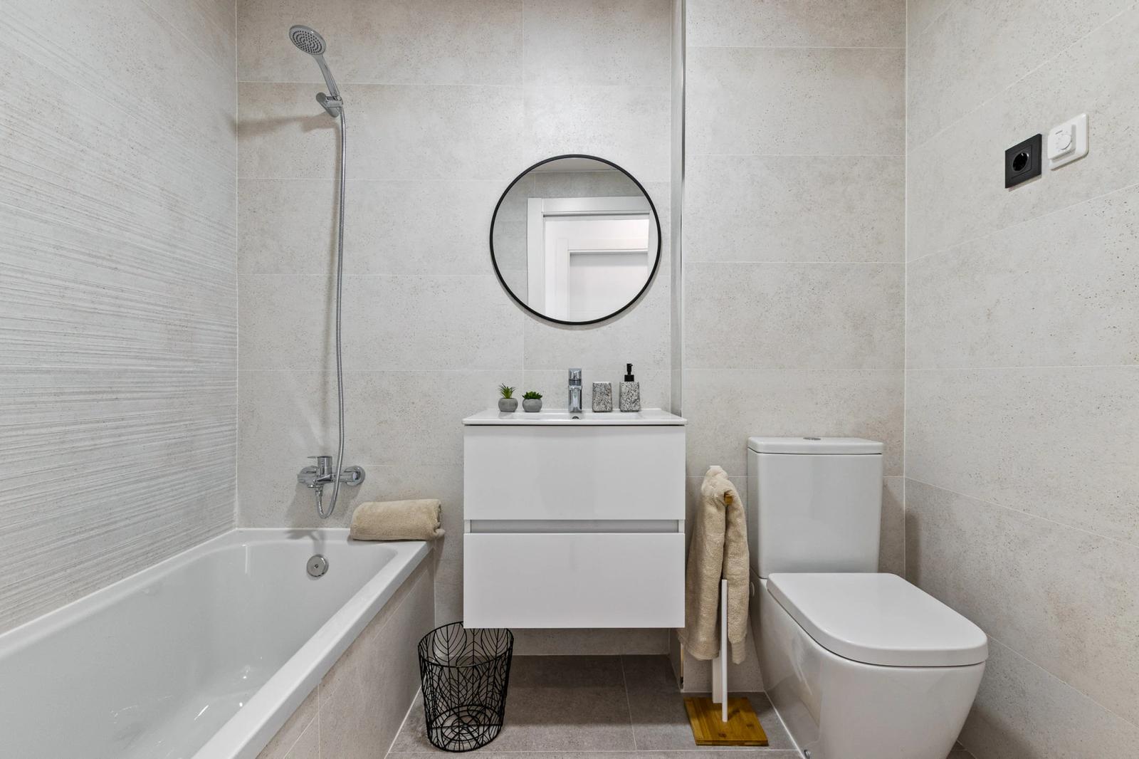 Boutique Apartments with Sea Views · Photo 16