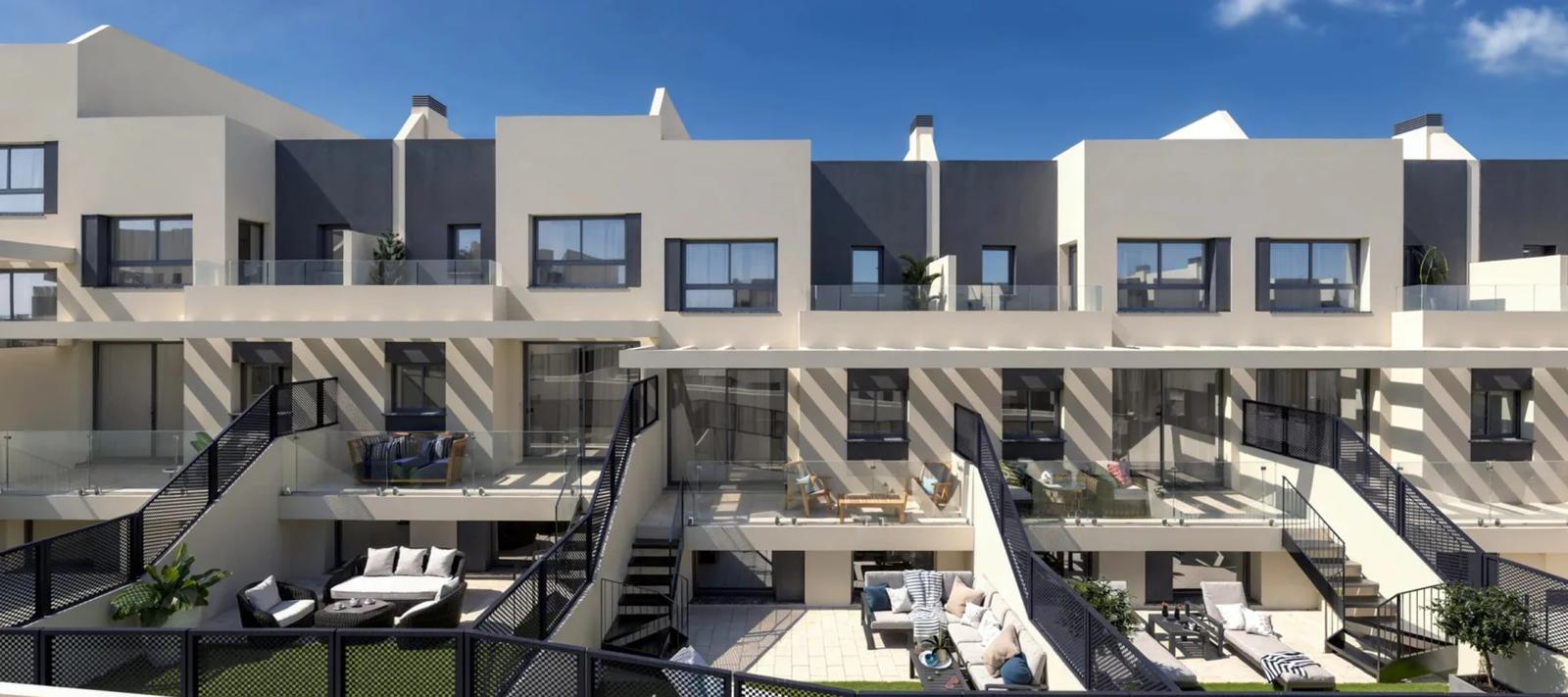 Townhouses with Sea Views and Private Solarium · Photo 2