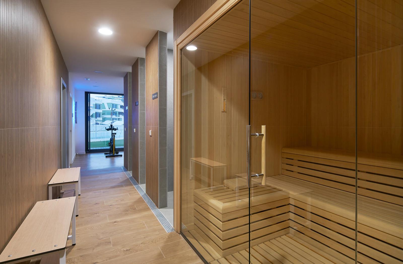 Frontline Golf Apartments with Sea Views · Photo 8