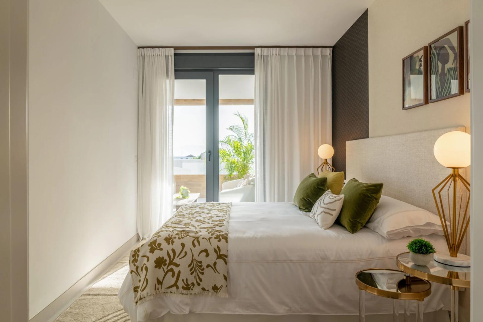 Penthouses with Sea Views and Private Jacuzzi · Photo 18