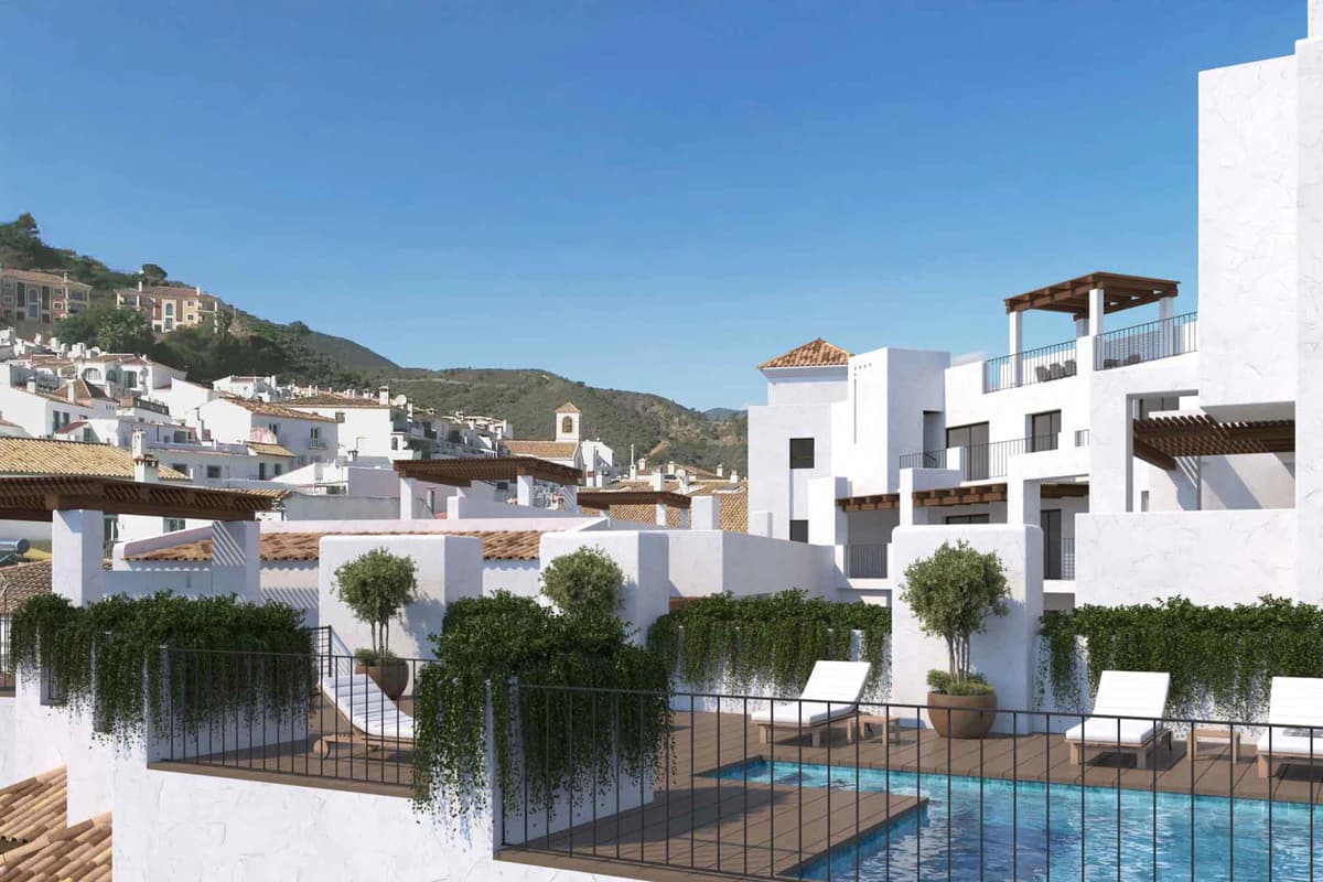 Apartments with a Rooftop Pool · Photo 2