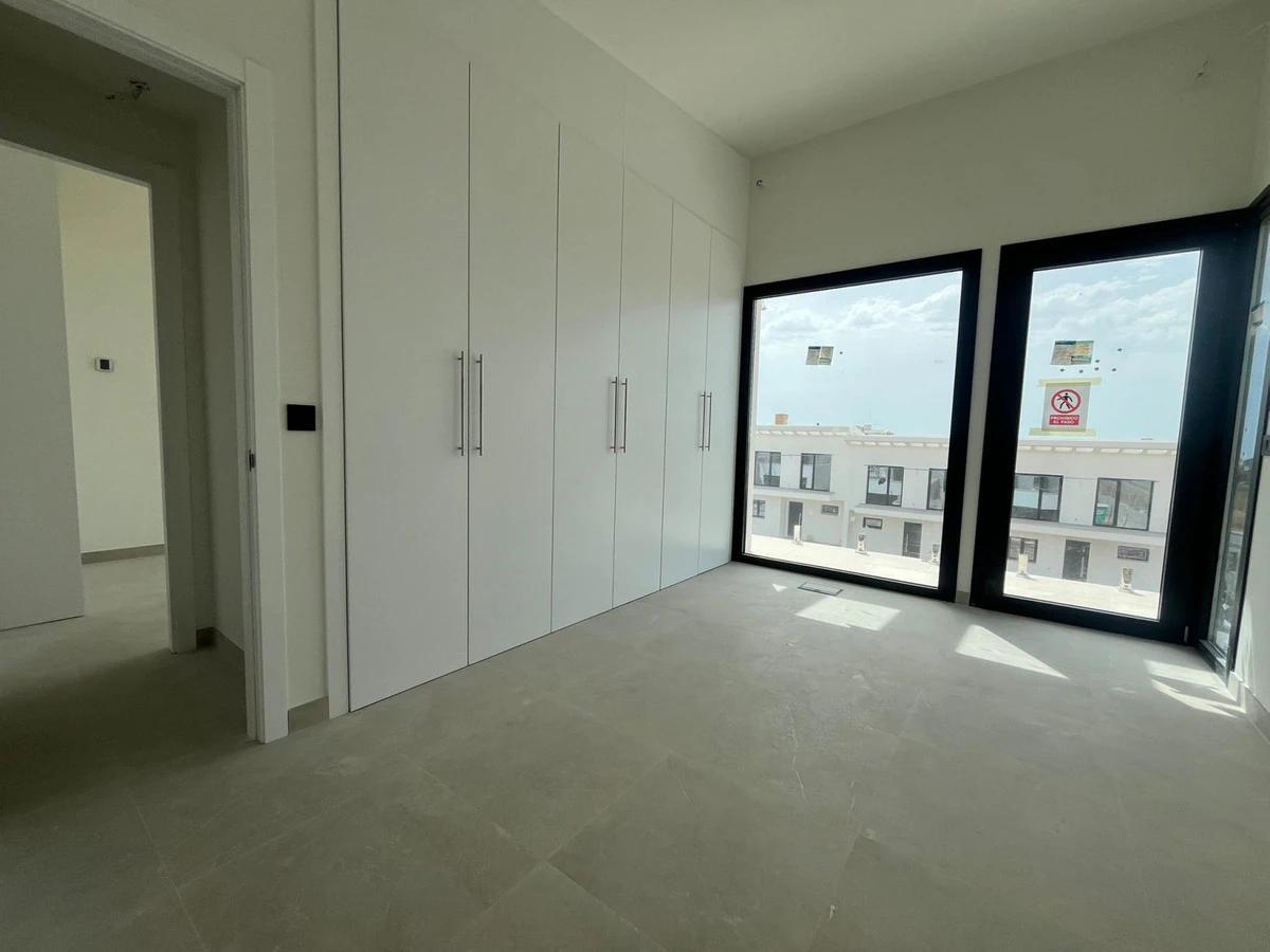 Villas and Townhouses with Private Pools · Photo 12