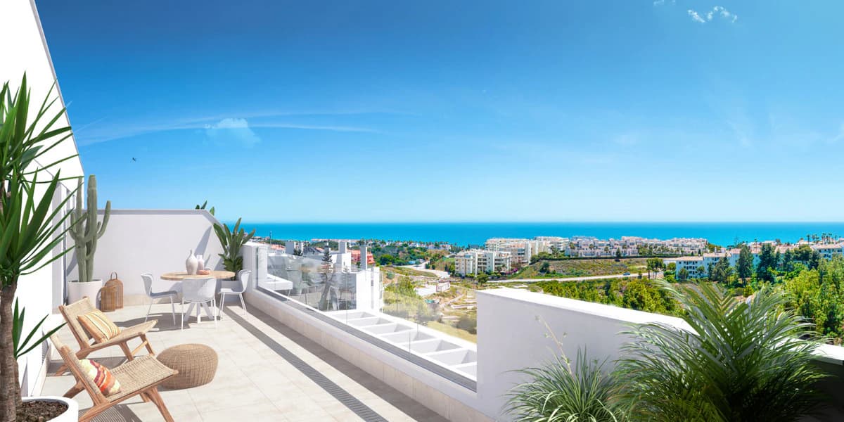 Beachside Apartments with Sea Views, Mijas