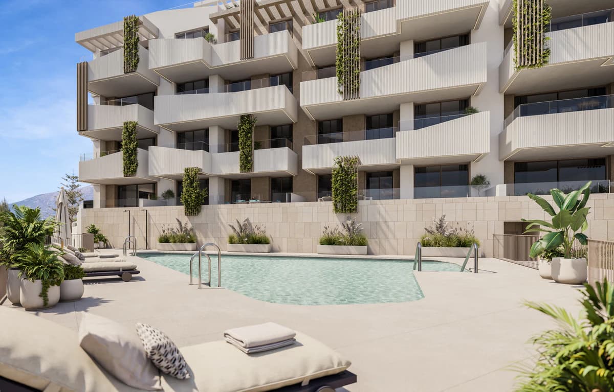Frontline Golf Apartments and Penthouses · Photo 2