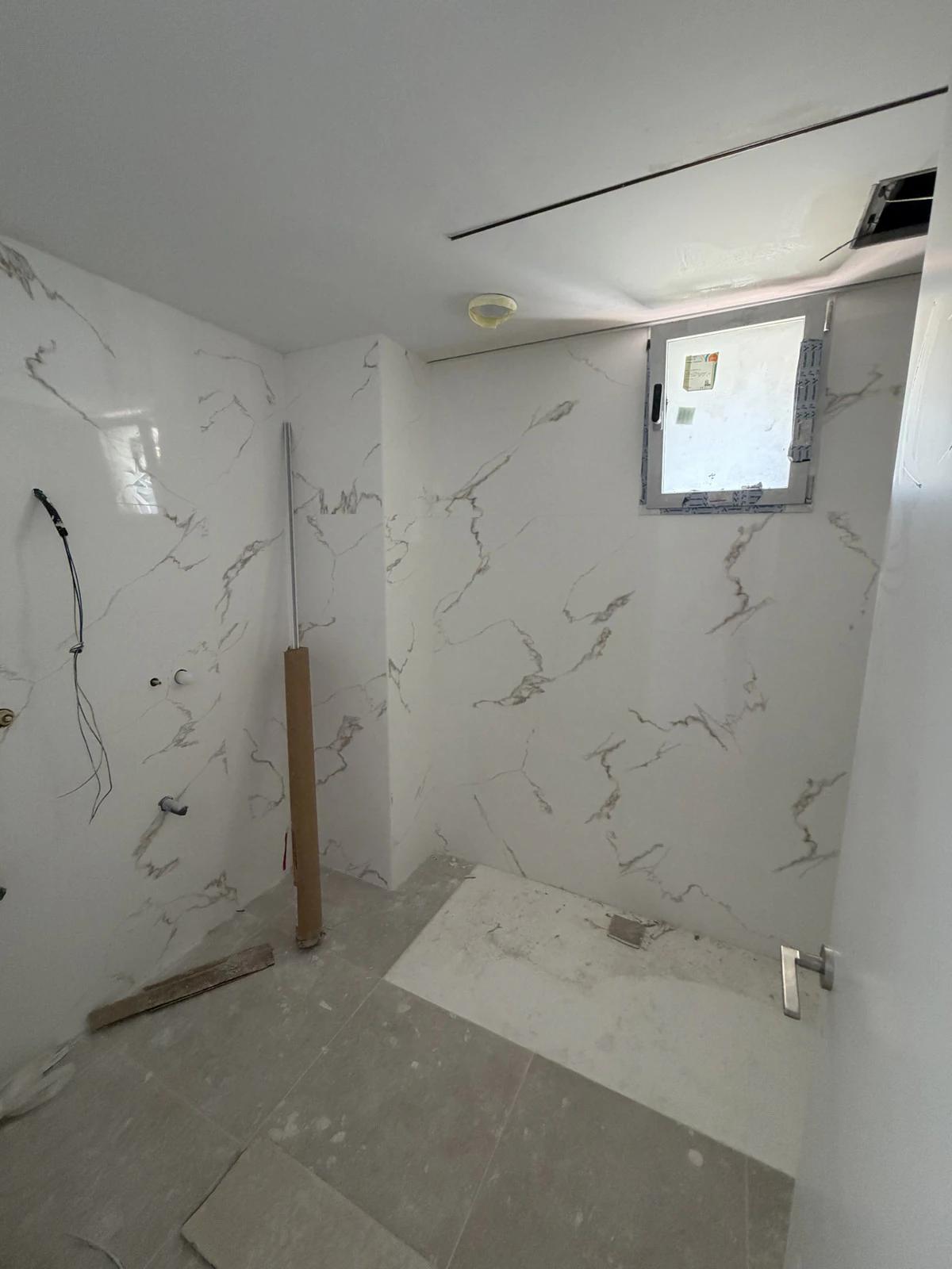 Apartamenty z basenem bez krawędzi i widokiem na morze · Zdjęcie 15