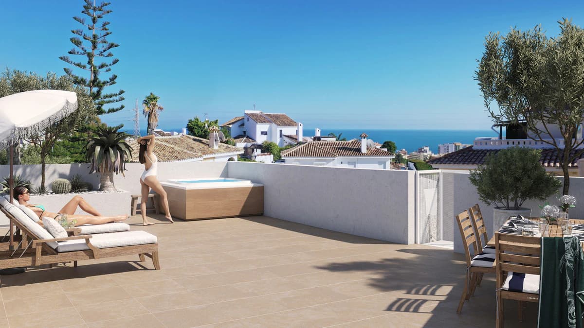 Apartments with Heated Pool and Spa, Fuengirola