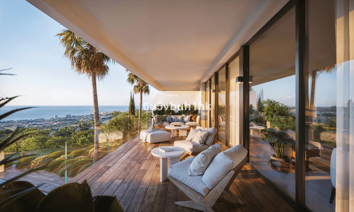 Apartments with Panoramic Sea Views, Fuengirola