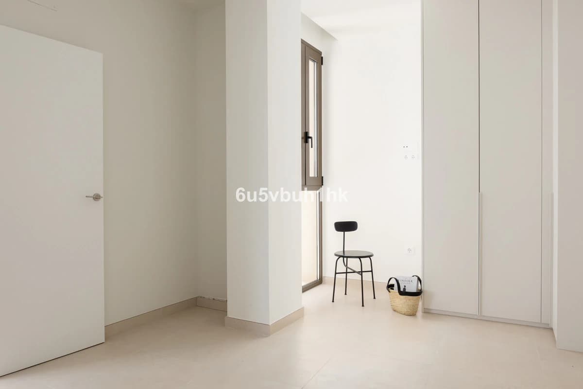 Duplex Penthouses and Apartments · Photo 11