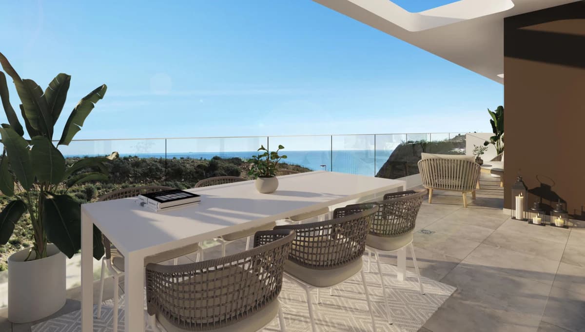 Beachside Apartments with Sea Views · Photo 3