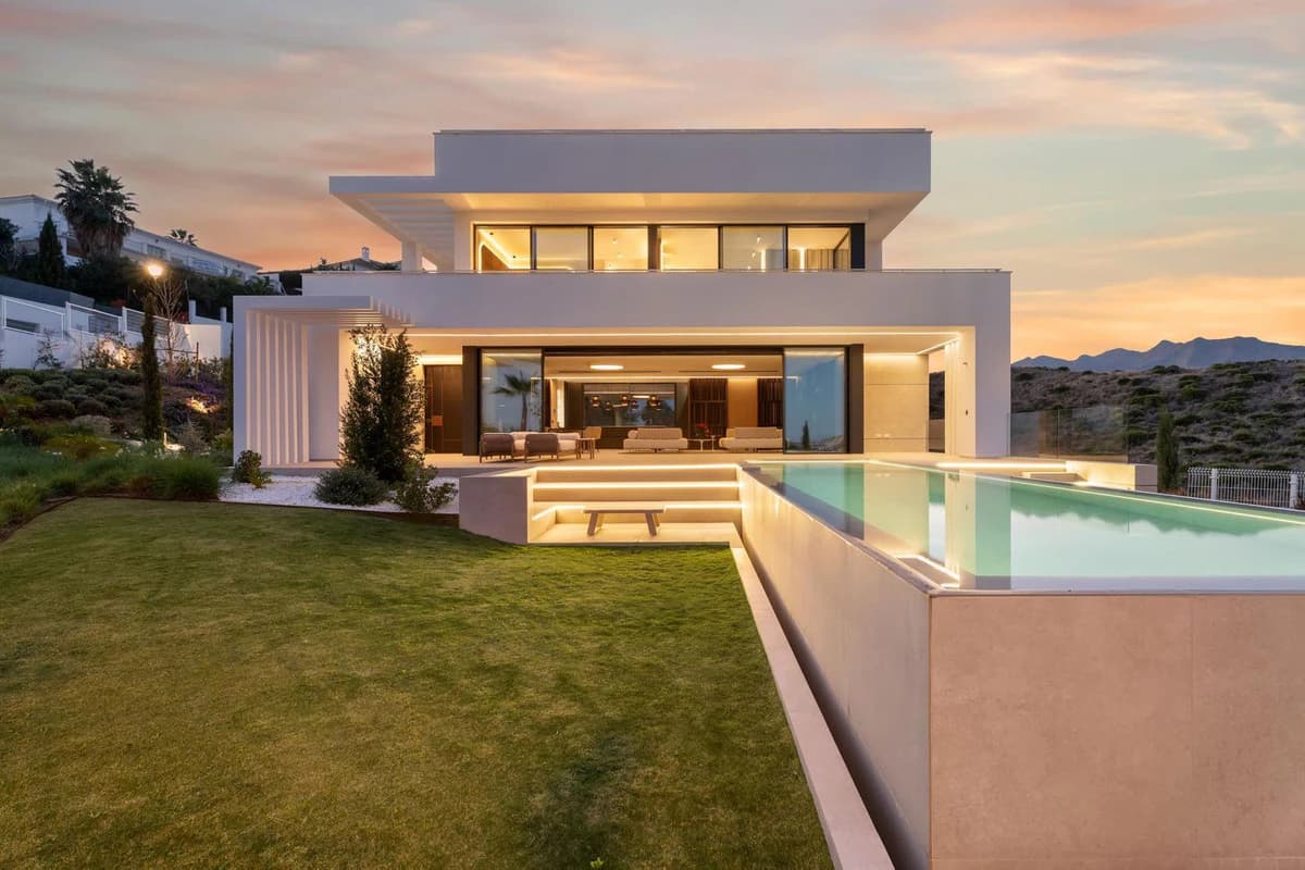 Villas with Expansive Private Gardens, La Cala Golf