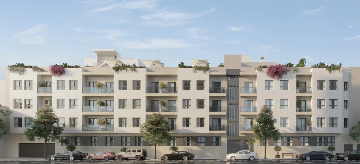 Apartments with a Rooftop Pool · Photo 8