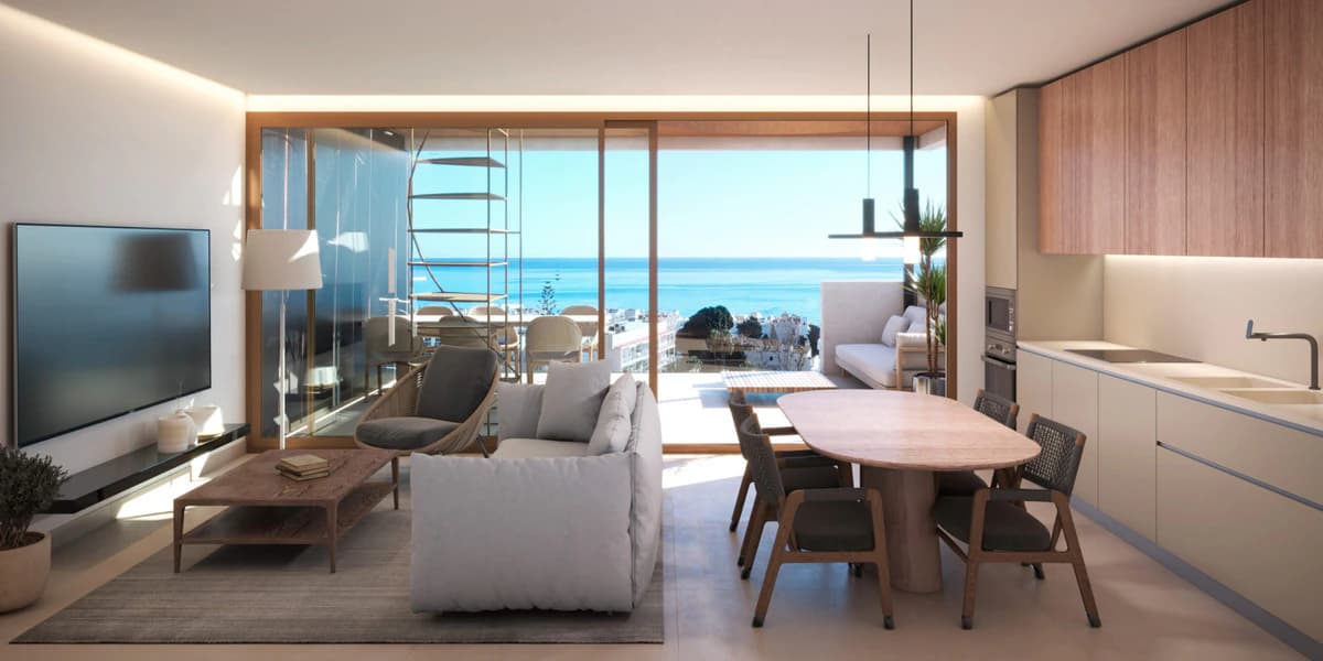 Apartments Near Golf with Private Gardens · Photo 2