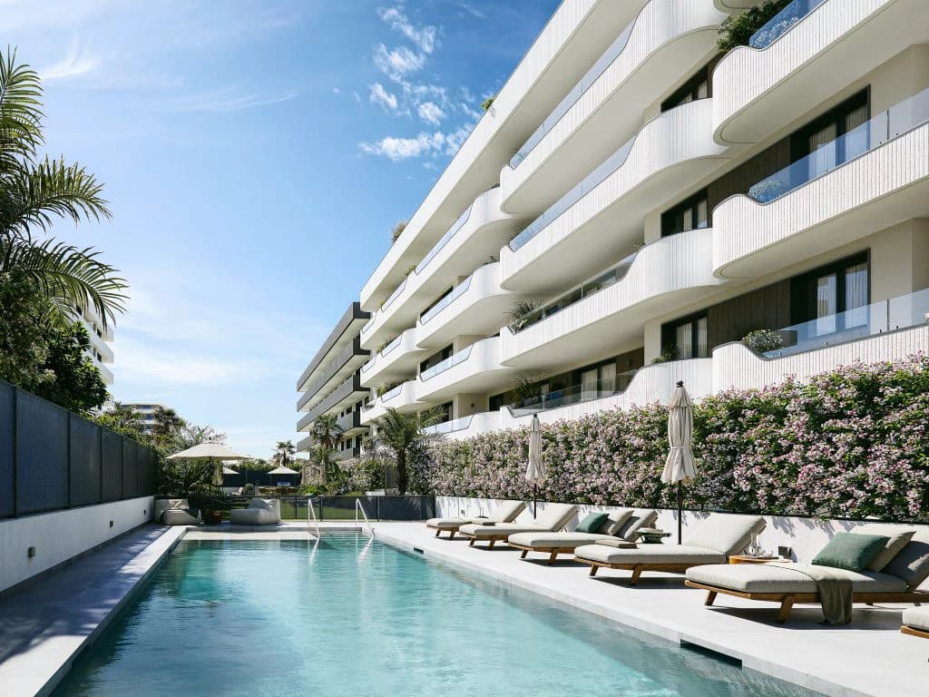 Apartments with Sea Views Near the Beach · Photo 2
