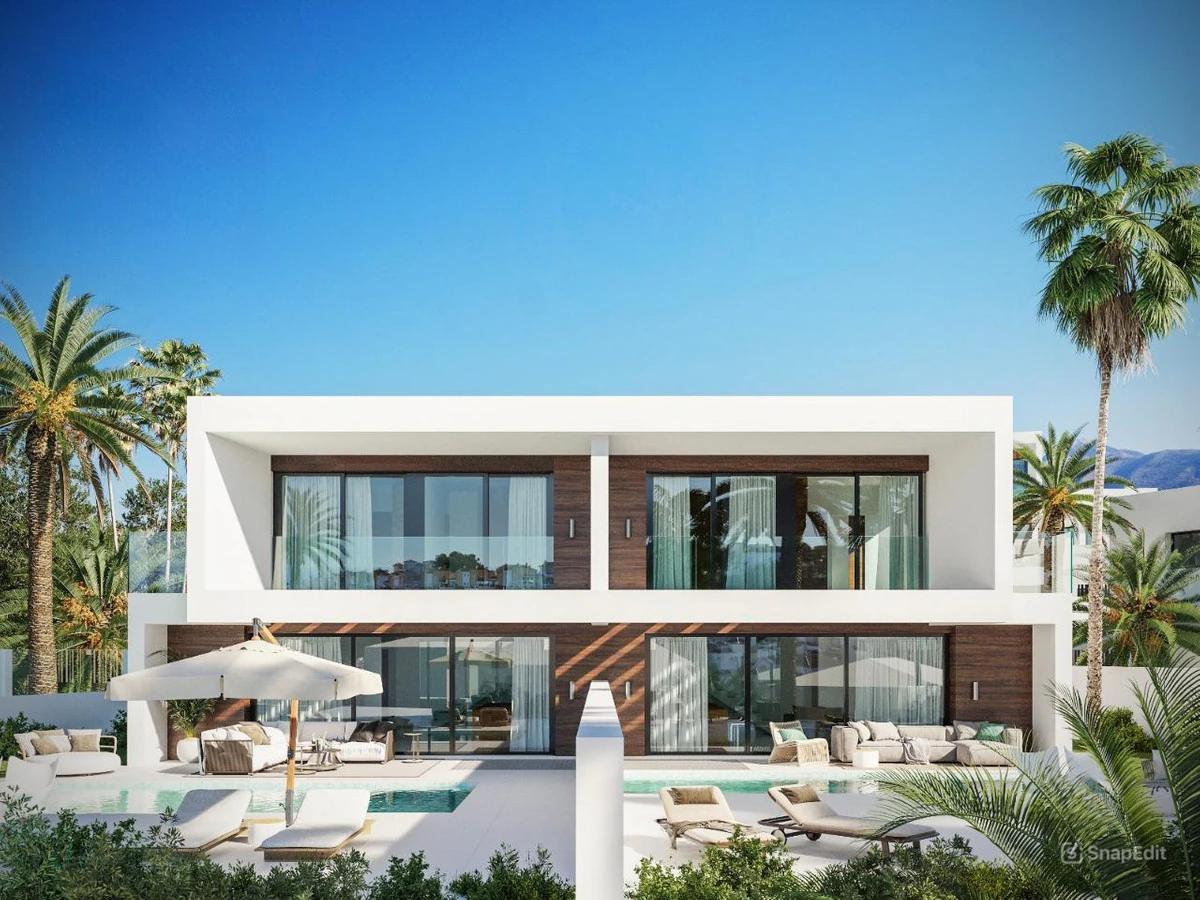 Villas with Private Gardens, Nerja