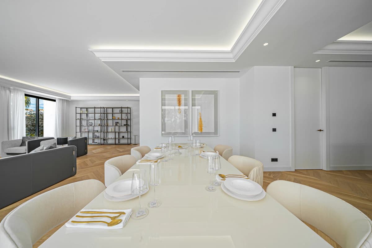 Villas with Private Pools and Gardens · Photo 12