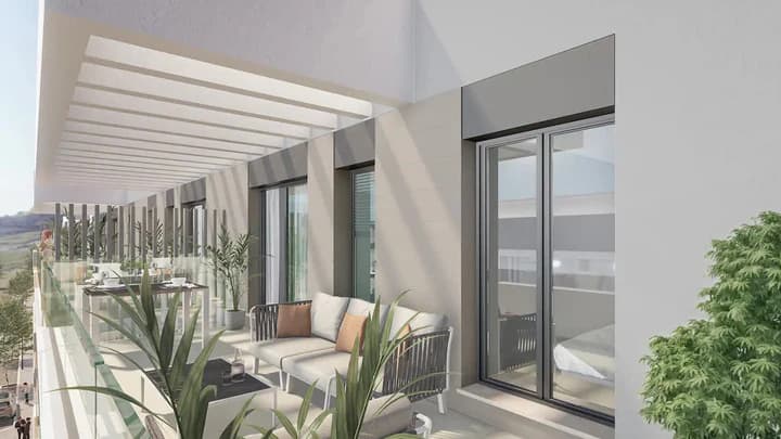 Beachside Apartments with Communal Pool · Photo 3