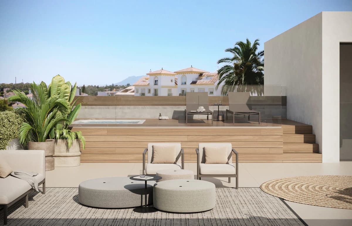 Townhouses with Private Jacuzzi Solariums · Photo 25