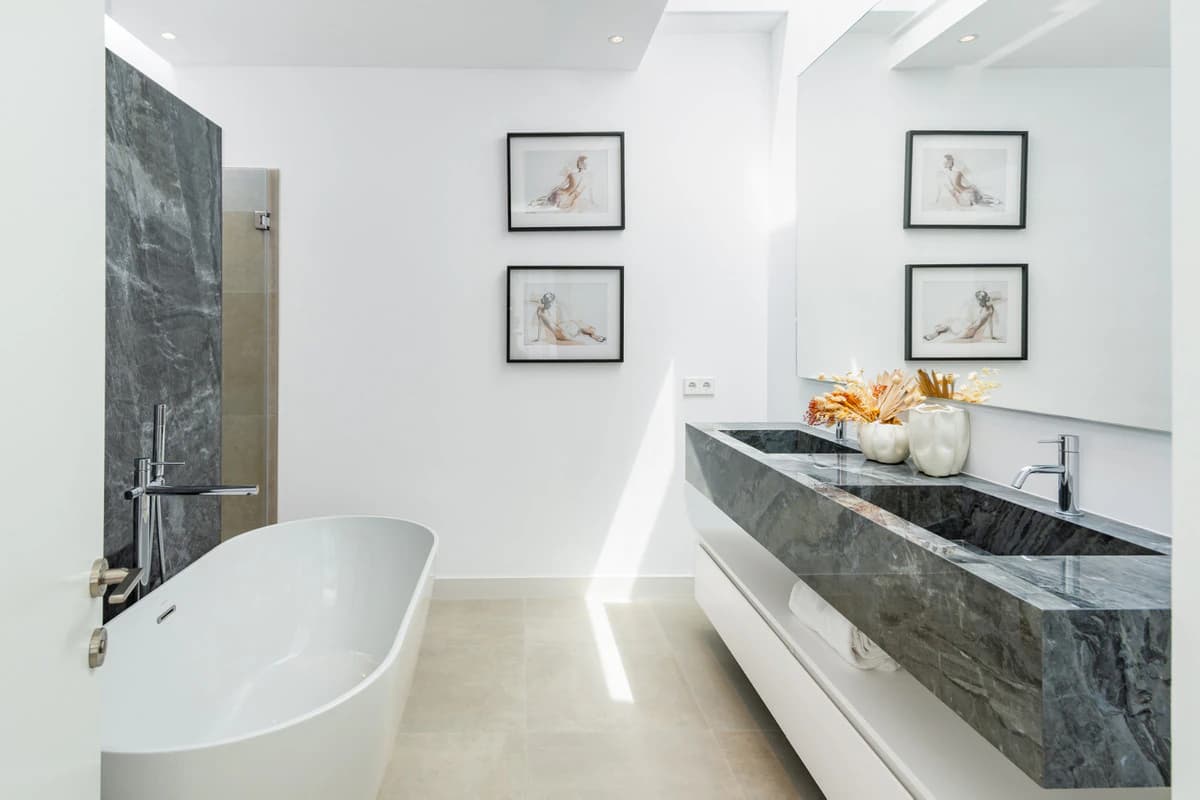 Villas with Private Pools · Photo 18
