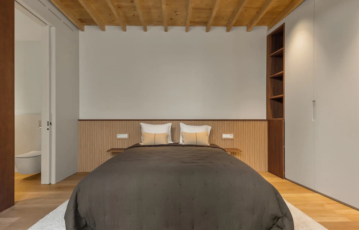 Restored Historic Apartments and Penthouse · Photo 37