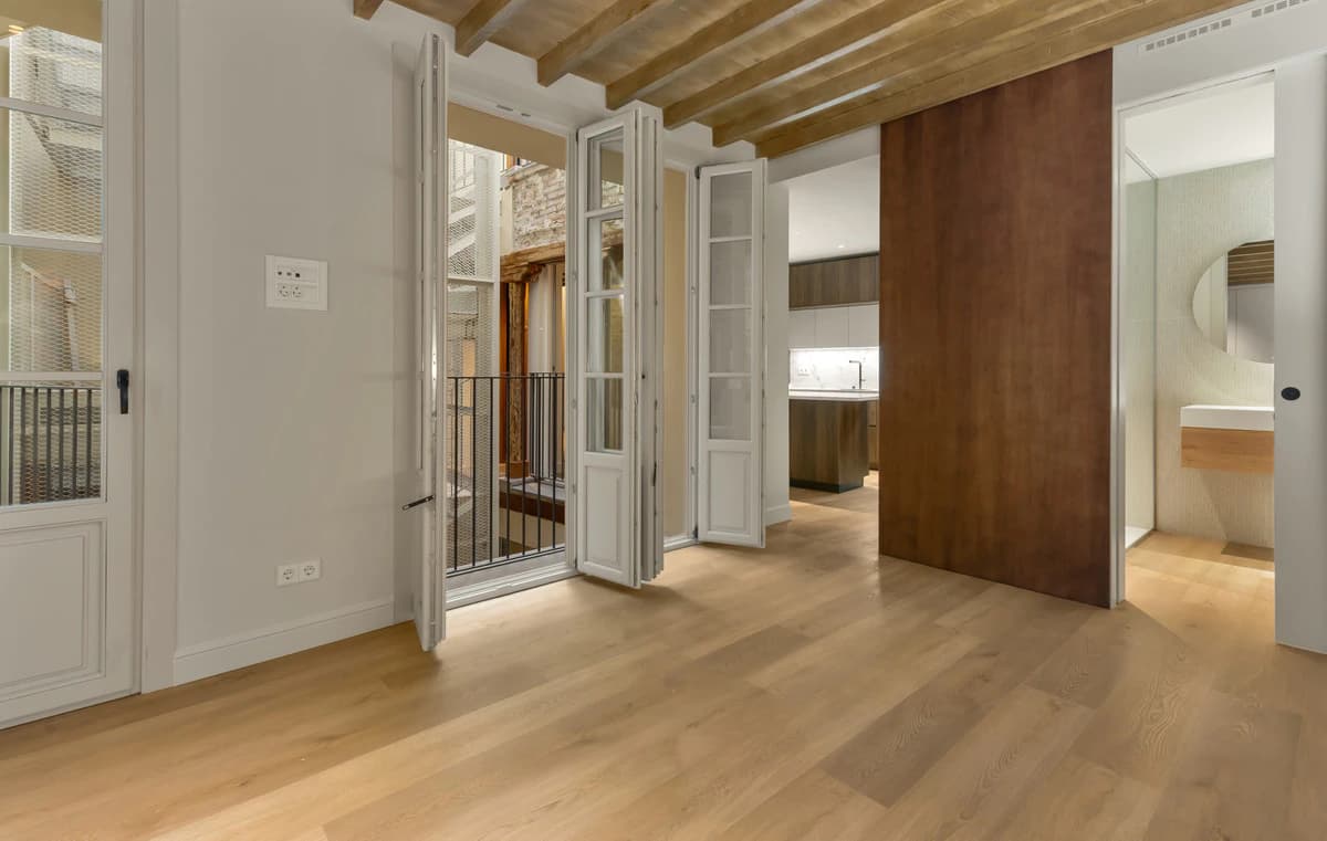 Restored Historic Apartments and Penthouse · Photo 47