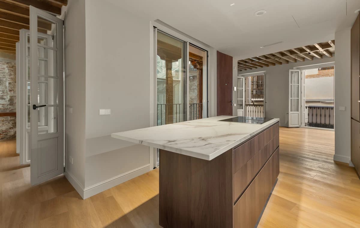 Restored Historic Apartments and Penthouse · Photo 28