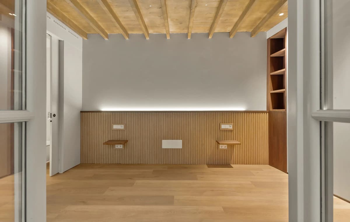 Restored Historic Apartments and Penthouse · Photo 40