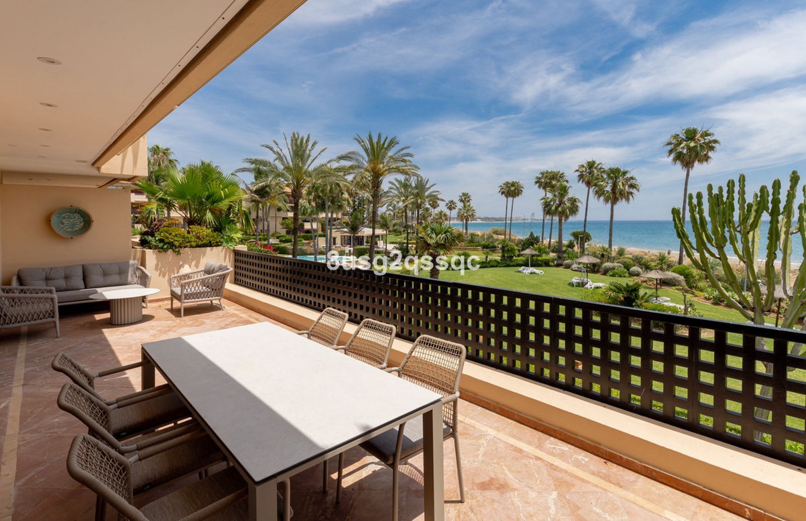 Middle Floor Apartment in Costalita