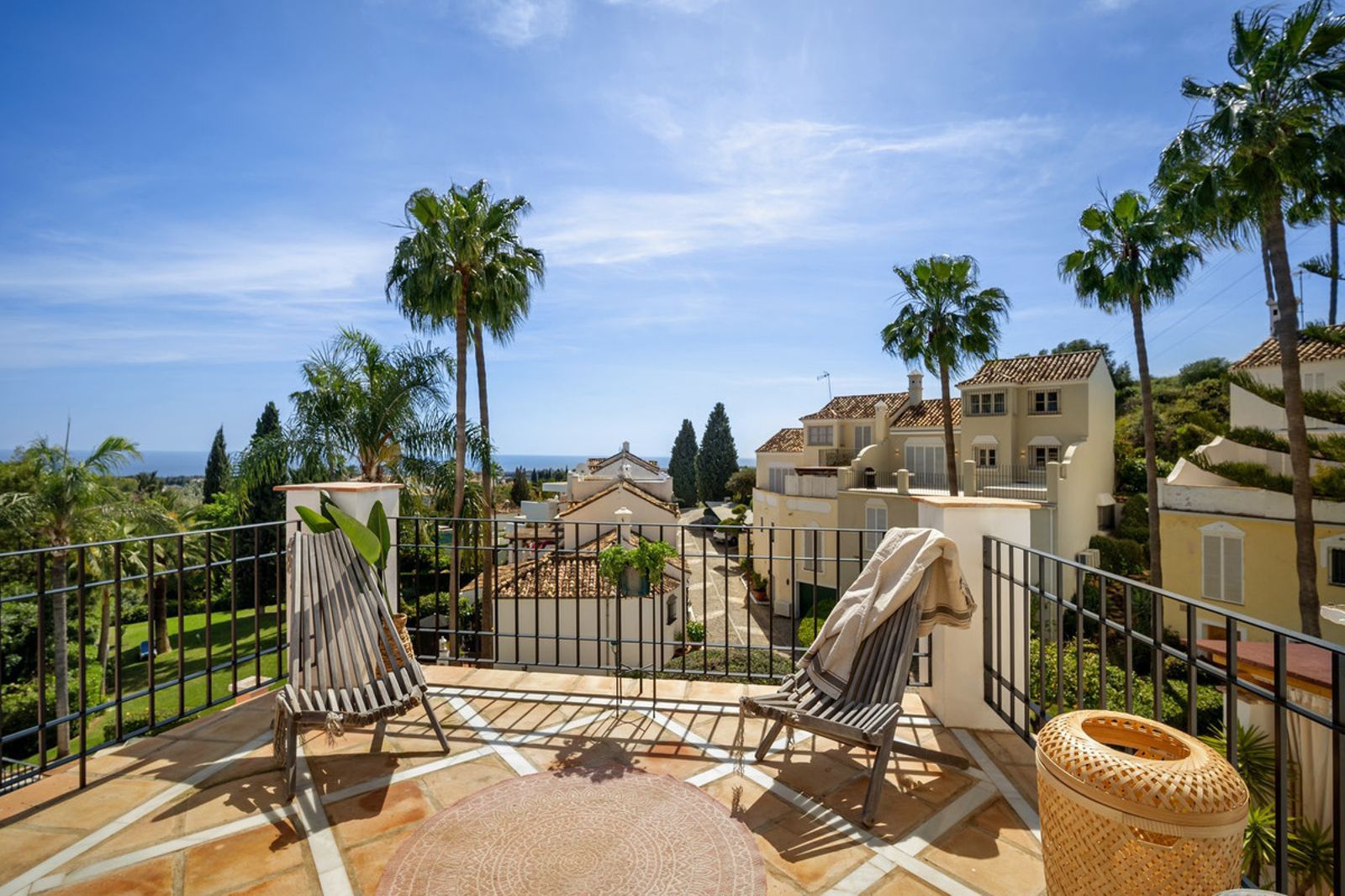 4 Bedrooms - Sea Views - Blend of Andalusian Heritage and Nordic Sophistication on the Golden Mile