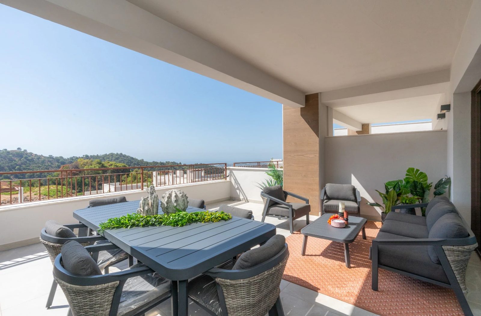Apartments with Sea & Forest Views · Photo 6