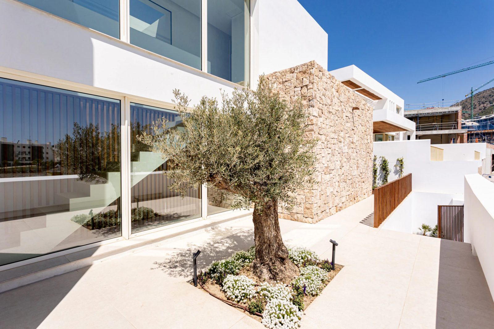 Villas with Private Pool and Sea Views · Photo 12