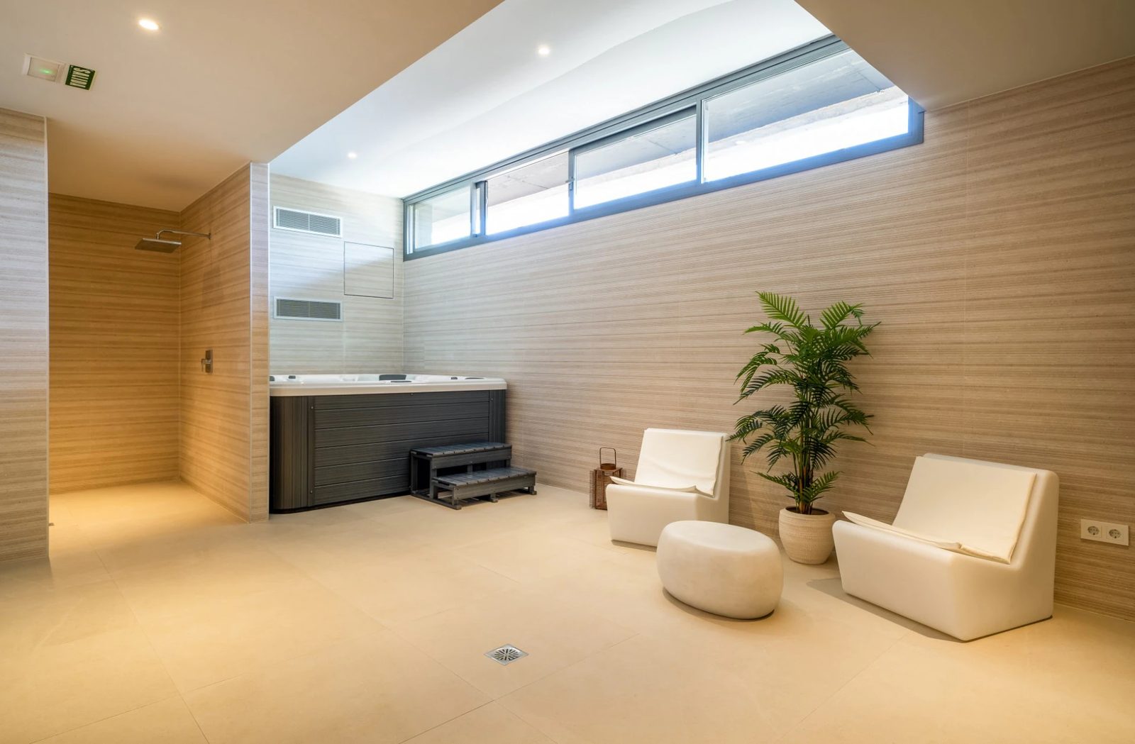 Townhouses with Golf and Sea Views · Photo 15