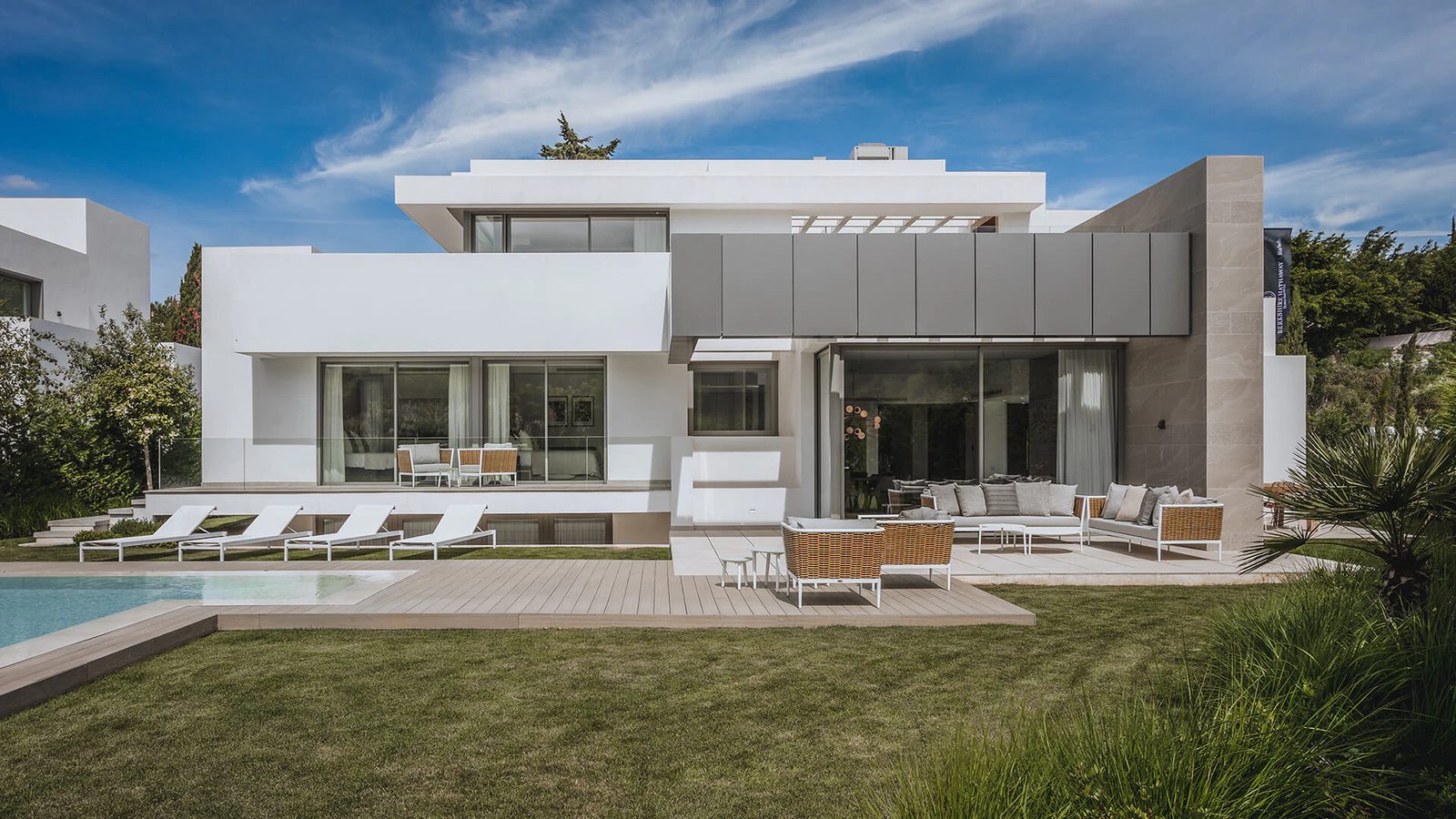 Villas with Private Pool · Photo 21