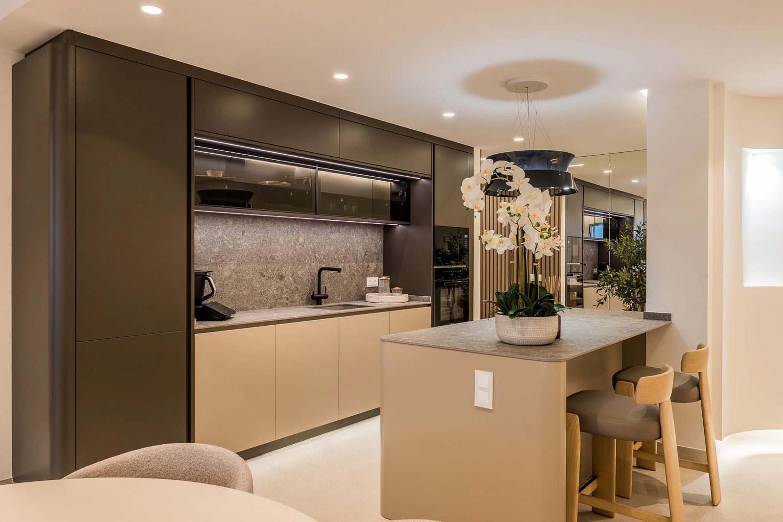 Penthouse u pláže se střešní terasou · Fotografie 51