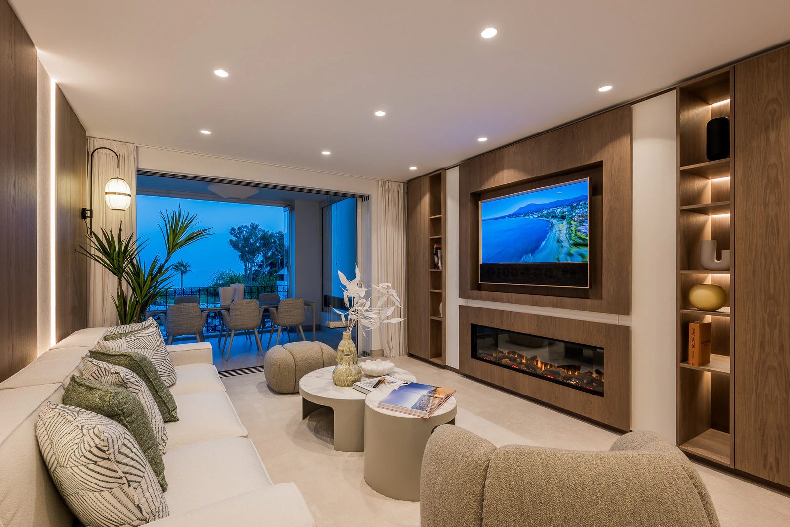 Renovated Beachfront Apartment · Photo 24