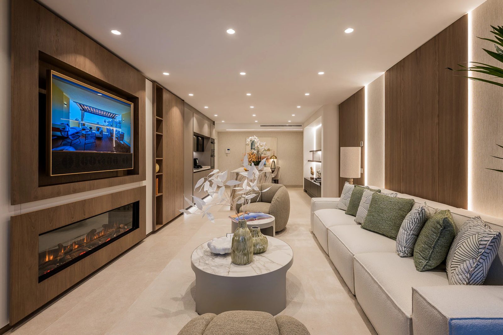 Renovated Beachfront Apartment · Photo 22