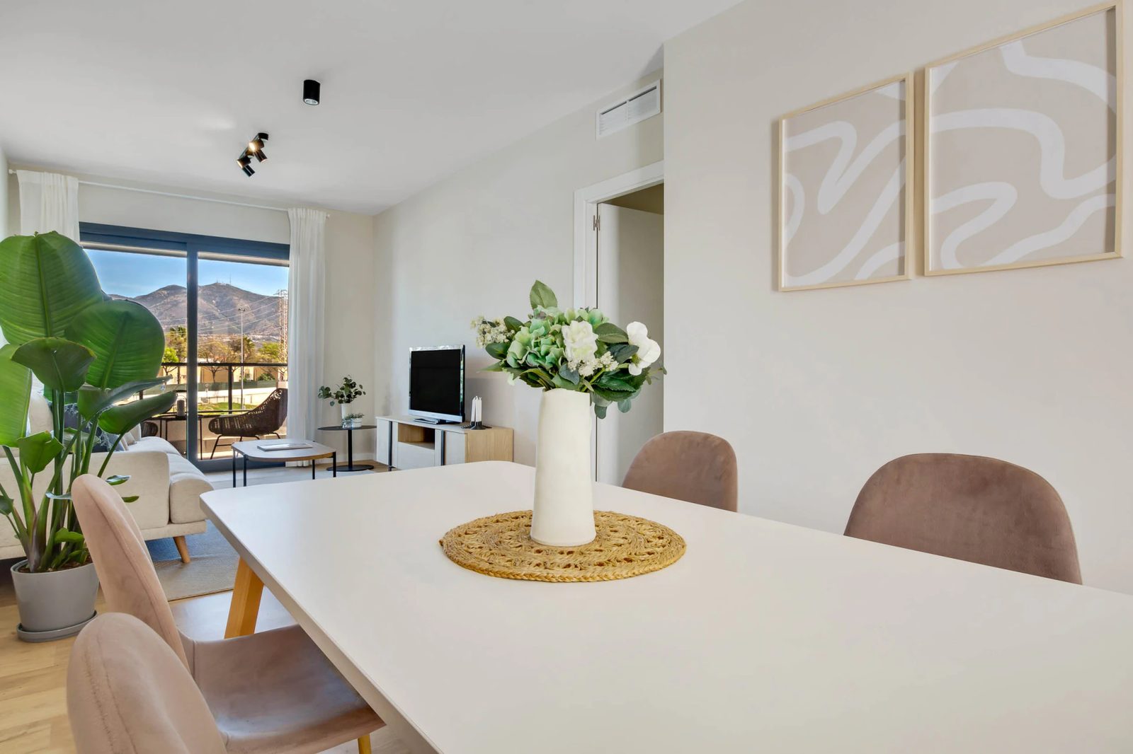Apartments with Garage and Storage Included · Photo 11