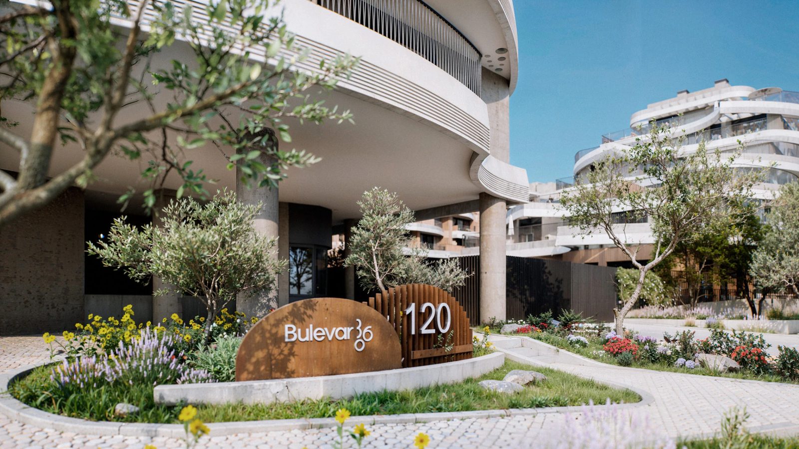 Sustainable Apartments with Spacious Terraces · Photo 15