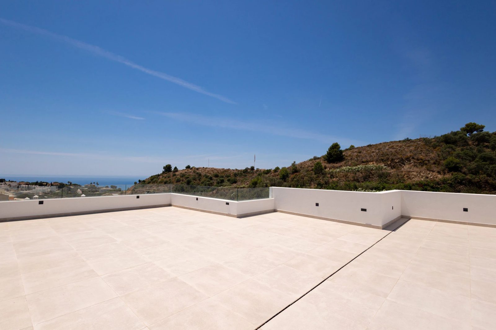 Villas with Private Pools and Sea Views · Photo 22