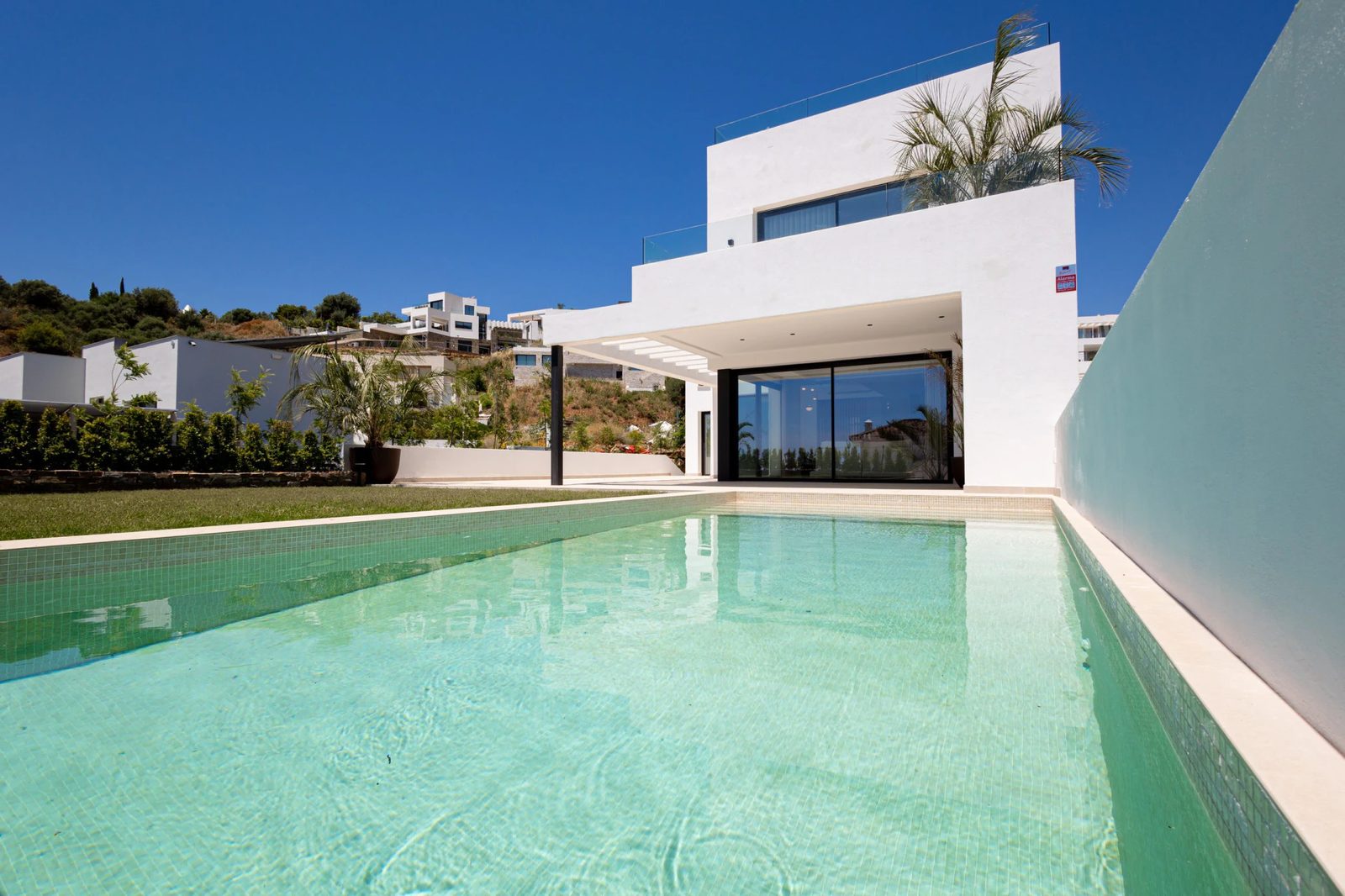 Villas with Private Pools and Sea Views · Photo 26