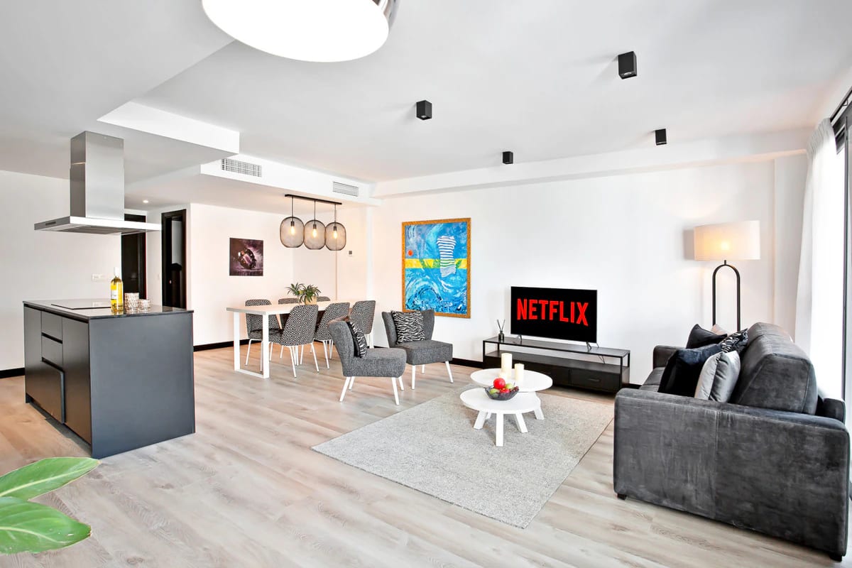 Apartments with Sea Views · Photo 10