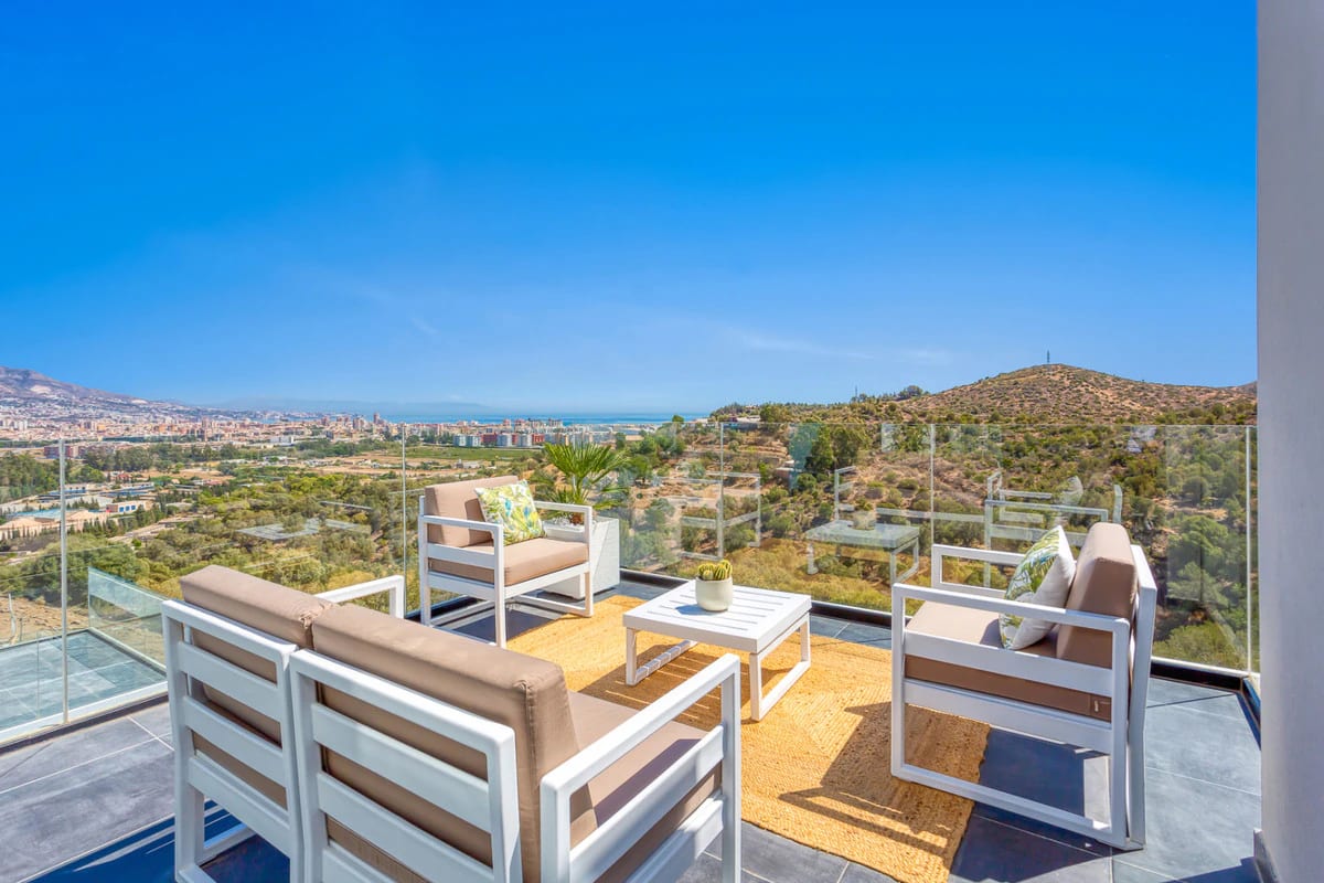 Apartments with Sea Views · Photo 14